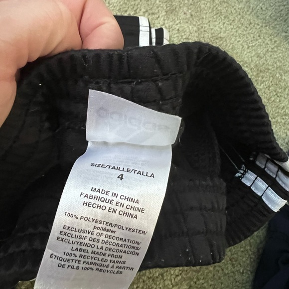 Adidas tracksuit - Picture 5 of 5